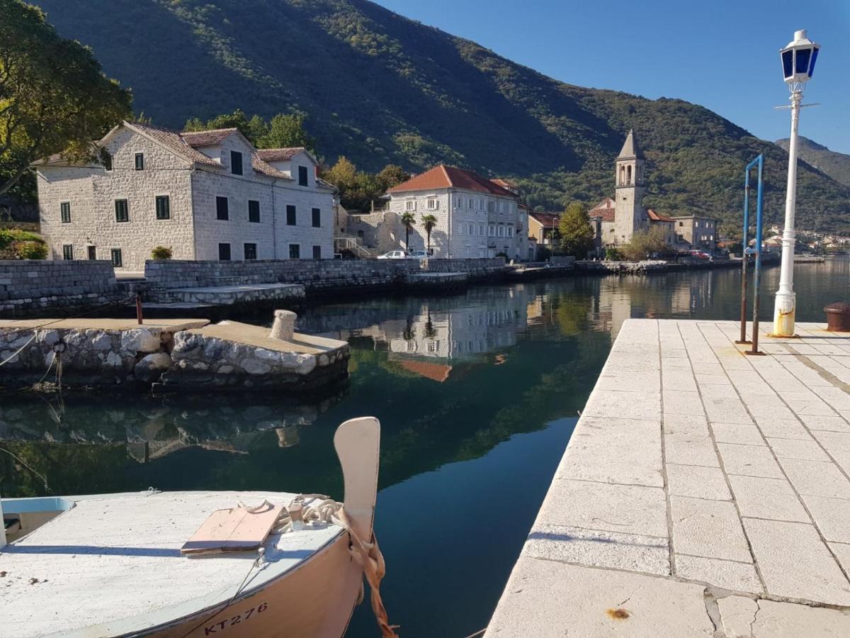 Vila Djuro Mikijelj Donji Stoliv Exteriér fotografie