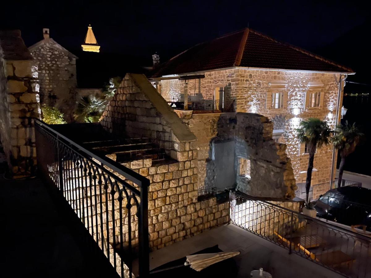 Vila Djuro Mikijelj Donji Stoliv Exteriér fotografie
