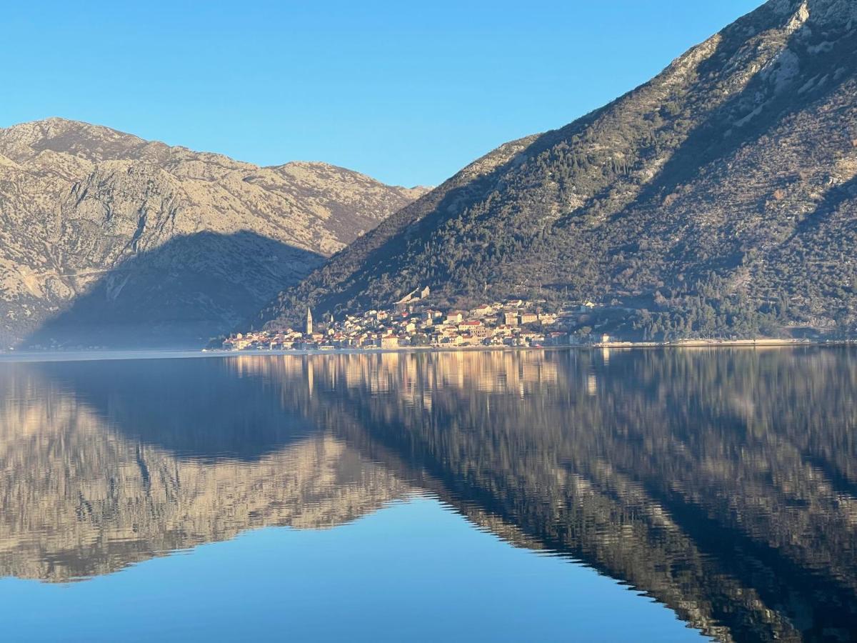 Vila Djuro Mikijelj Donji Stoliv Exteriér fotografie